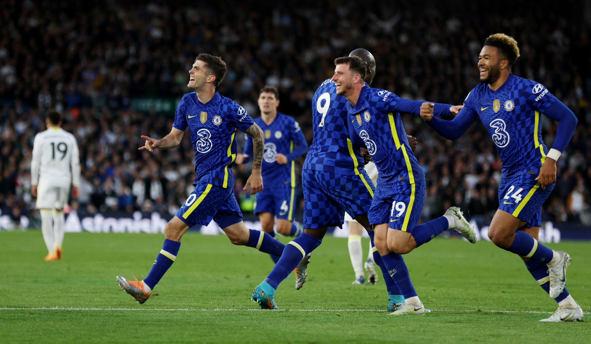 满了不确定 满了不确定